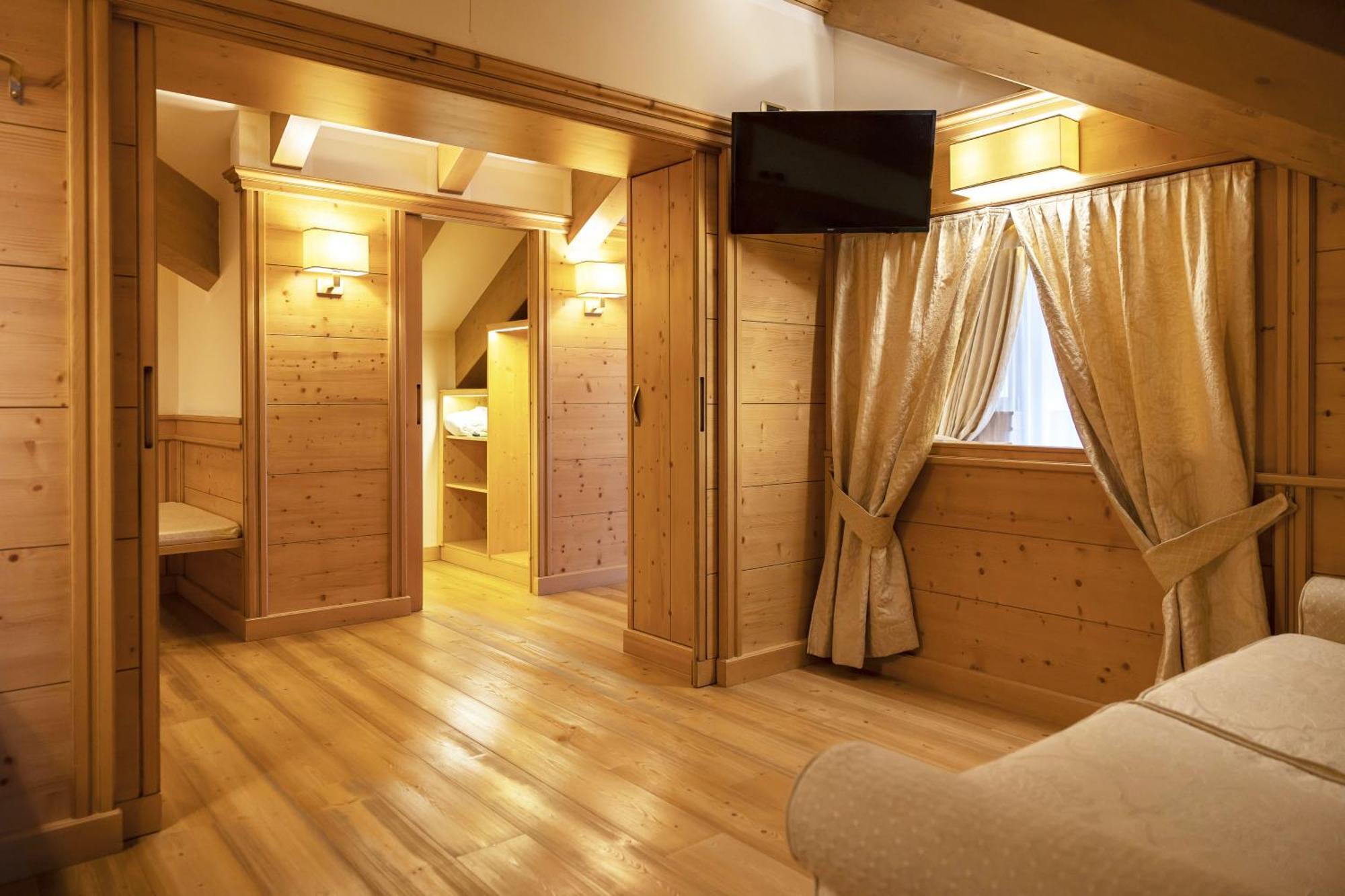 Beverly Alps Hotel & Spa Pinzolo Δωμάτιο φωτογραφία